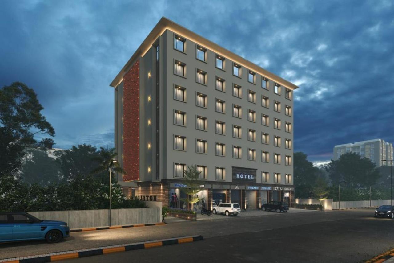 The Sky Imperial Hotel Kailash Jāmnagar Exteriör bild
